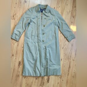 Vintage Burberry Women’s style Trench Coat